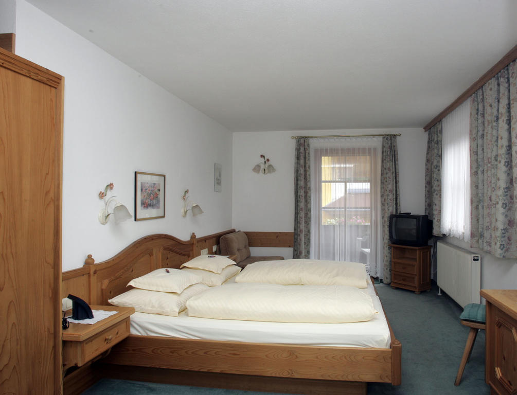 Hotel Sonne Sankt Johann in Tirol Δωμάτιο φωτογραφία